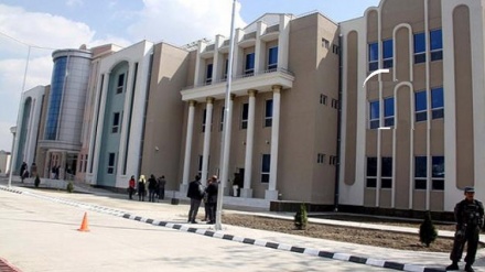 د افغانستان پوهنتونونه بیا پرانستل کیږي