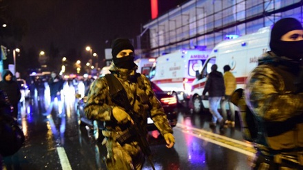 Turquia: Dois homens vestidos de Pai Natal mataram pelo menos 39 pessoas