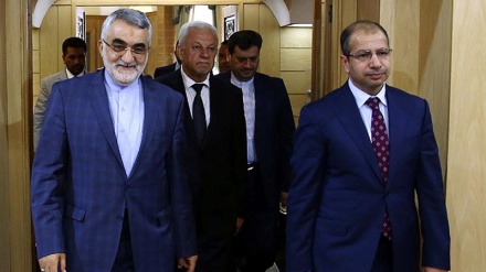 İran ile Irak meclis yetkilileri, bölgesel konuları görüştü