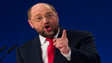 מרטין שולץ יתמודד בבחירות בגרמניה נגד אנגלה מרקל