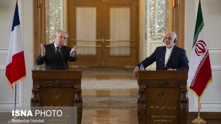 Incontro a Teheran tra i ministri esteri iraniano e francese