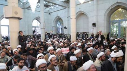 Peringatan Setahun Kesyahidan Syeikh Nimr di Qom, Iran