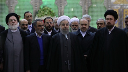 Rohani: Imam Khomeini gehört allen Muslimen 