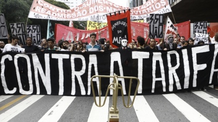 Protesto contra aumento das tarifas de transporte em São Paulo