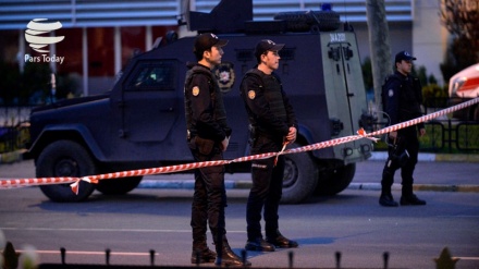 İstanbul Emniyet binasına lav silahıyla saldırı 