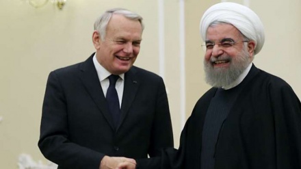 Presidente do Irã se reúne com Ministro dos Negócios Estrangeiros francês