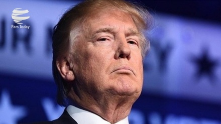 Messico, finto muro davanti ambasciata Usa