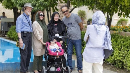 Irani tetë miliardë dollarë të ardhura në sektorin e turizmit