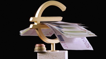Francia, sondaggio: 72 per cento francesi contro l'idea di lasciare la zona euro