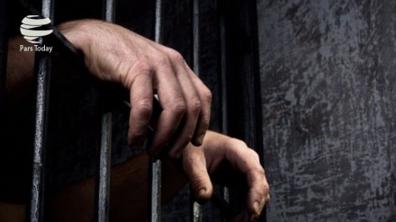 Të burgosurit bahrejnas torturohen për shkak se nuk puthin këmbët e rojeve