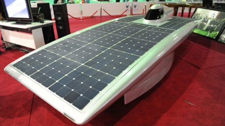 イランで初めて太陽電池自動車の模型が公開