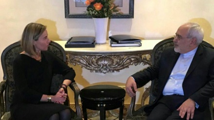 イラン外相が、ミュンヘン安全保障会議の傍らで各国の関係者らと会談