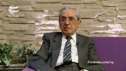 Intervistë ekskluzive me profesorin e gjuhës dhe letërsisë shqipe Emil Lafe