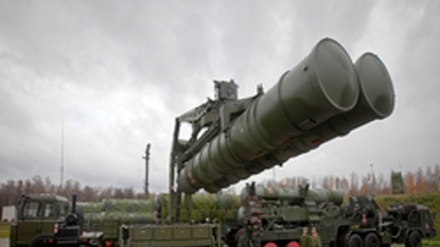 Cavusoglu, colloqui con Mosca per S-400 proseguono in modo positivo
