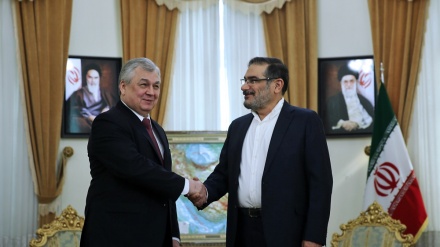 Шамхоний: Эрон давлати Сурия бўҳронини сиёсий йўл билан ҳал этиш зарурлигини таъкидламоқда