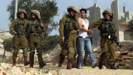 Lagi, Pasukan Zionis Tangkap 30 Warga Palestina