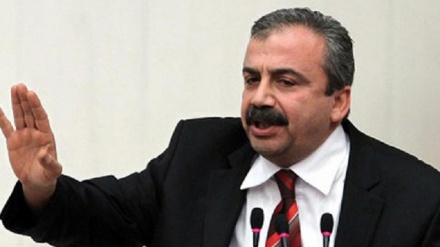 Քրդերը հանրաքվեի օրը հաշվեհարդար կտեսնեն Թուրքիայի իշխանությունների հետ. քրդամետ պատգամավոր