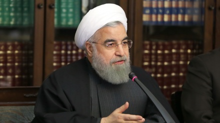 Shugaba Rauhani: Wajibi Ne Al'ummar Iran Su yi Tsayin Daka Domin Fuskantar Abokan Gaba.