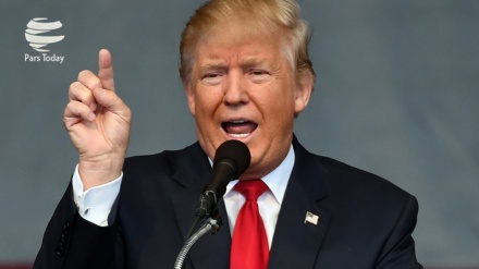 Трамп: Рӯҳонӣ дониста сухан гӯяд (видео) 