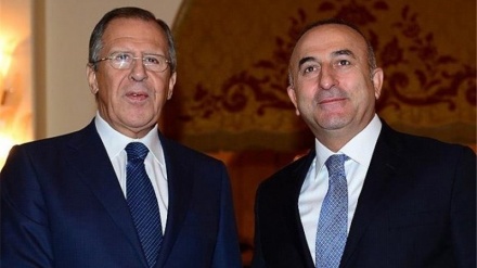 روسیې او ترکیې د اوکراین د غلو د صادراتو په هکله خبرې وکړې