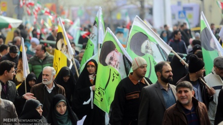 Marshi i përvjetorit të fitores së Revolucionit Islamik në të gjithë Iranin