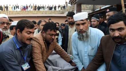 Aentado suicida mata dois no noroeste do Paquistão