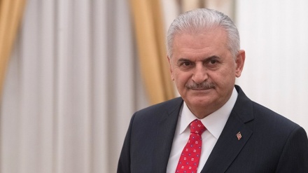 Kryeministri turk shpëton një person nga vetëvrasja