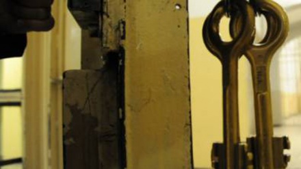 Isolamento per minori nelle carceri della Gran Bretagna: è scandalo