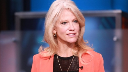 Más de 15 000 estadounidenses piden renuncia de asesora de Trump