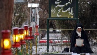 Čišćenje prašine s grobova šehida na mezarju Behešti Zehra (s.a) 

