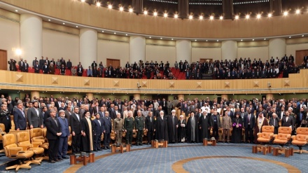 De Fələstıni intifazə mıdofiyə 6-ə Beynəlxalğə konfransi 