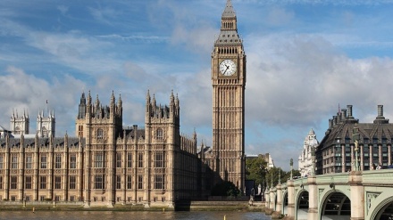 Bomba da Segunda Guerra Mundial é descoberta no leste de Londres