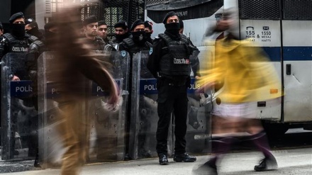 হল্যান্ডের দূতাবাস ও কনস্যুলেট বন্ধ করে দিয়েছে তুরস্ক