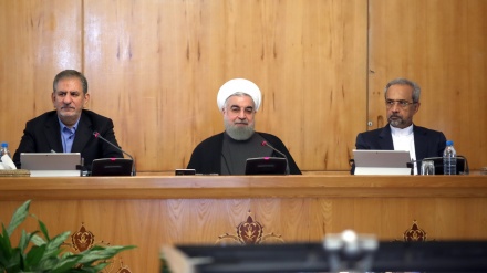 イラン大統領、「イラン経済は耐久性を増している」