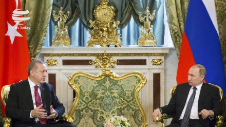 Erdoğan Moskova’da Putin’le görüştü