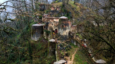Ğələ Rudxanədə (tolış) turiston