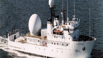 Iran:intercettata nave spia Usa, lanciati due missili balistici