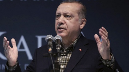 Ərdoğan çı Almaniya vindemoni bənə Nasist metodi tosifış kardə.
