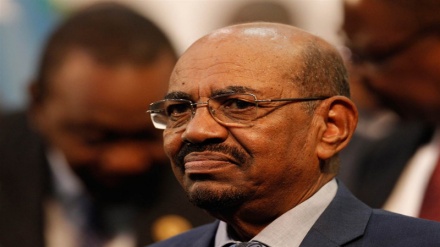 Sudan’s Bashir freezes talks with US amid embargo row
