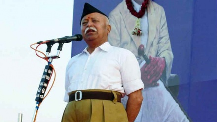 आरएसएस प्रमुख का दावा, हिन्दु और मुस्लिम के पुरखे एक ही थे, हर भारतीय नागरिक हिन्दु है