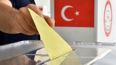 Türkiye'de İktidar Partinin Kürt İllerde Oylarının Azalması
