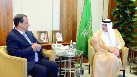 Saudi-Arabiens Außenminister und UNO-Gesandter für Jemen sprechen über die Krise