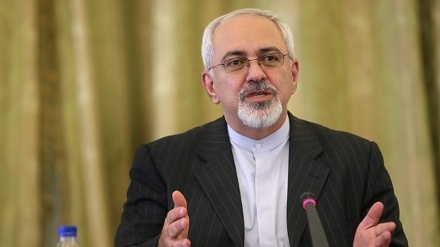 Zarif: Ambasadorët iranianë duhet të gjejnë tregje për eksport