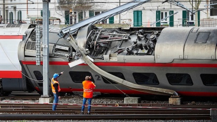 Appello Al Qaida,'fate deragliare treni'