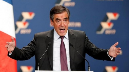 Francia: Fillon riorganizza la squadra
