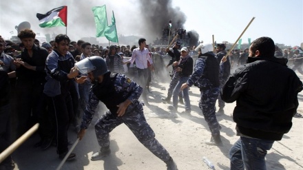 Kudüs'te çıkan çatışmalarda onlarca Filistinli yaralandı