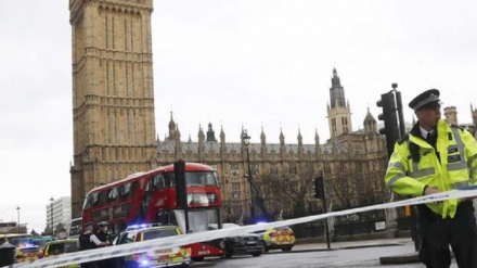 Parlamento britânico é isolado após atentado terrorista