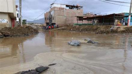 Peru airlifting citizens stranded by fatal floods