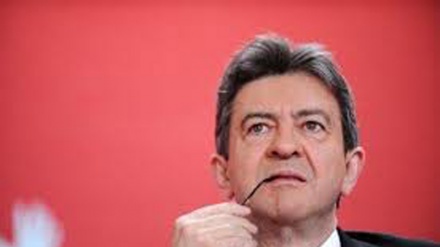 Francia, Jean-Luc Mélenchon raggiunge 500 firme per candidarsi