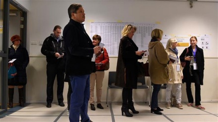 Dutch voters casting ballots in parliamentary elections